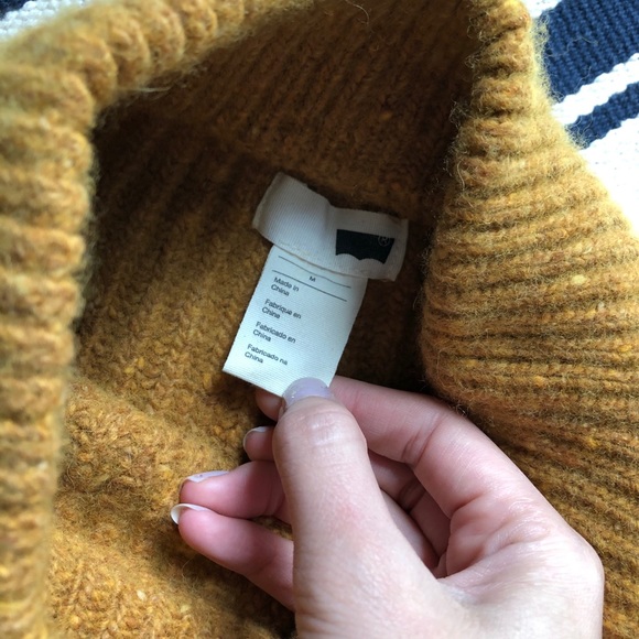 levi’s ochre yellow batwing sweater M - Picture 5 of 6